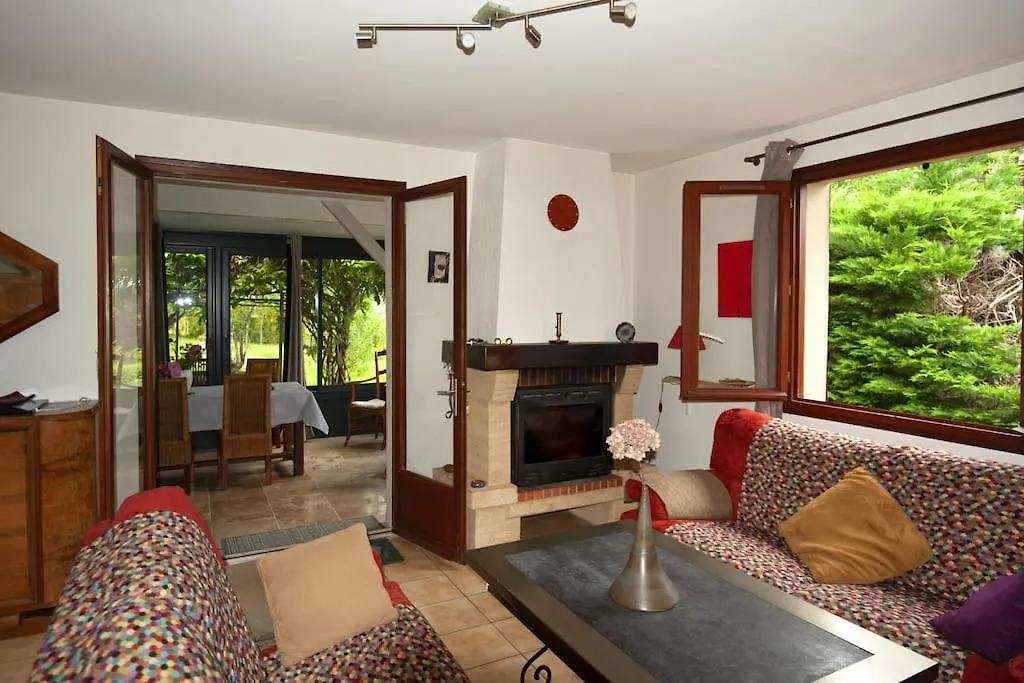 Casa vacanze Des Chateaux Entre Les Feuilles - Parc Vue Village Puy-lʼÉvêque Francia