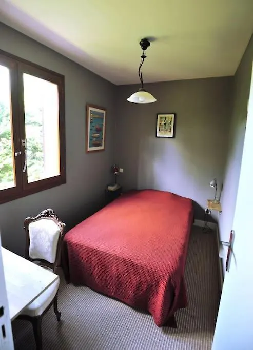 Casa vacanze Des Chateaux Entre Les Feuilles - Parc Vue Village Puy-lʼÉvêque
