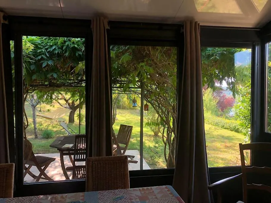 Des Chateaux Entre Les Feuilles - Parc Vue Village Puy-lʼÉvêque Casa vacanze