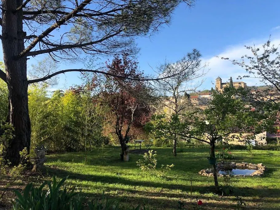 Des Chateaux Entre Les Feuilles - Parc Vue Village Puy-lʼÉvêque Casa vacanze
